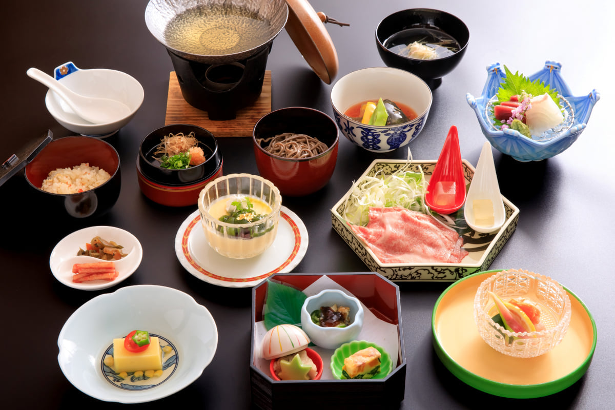 The largest open-air hot-spring mixed bath in Japan