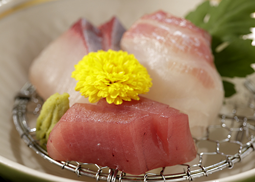 お待ちかねの夕食 イメージ