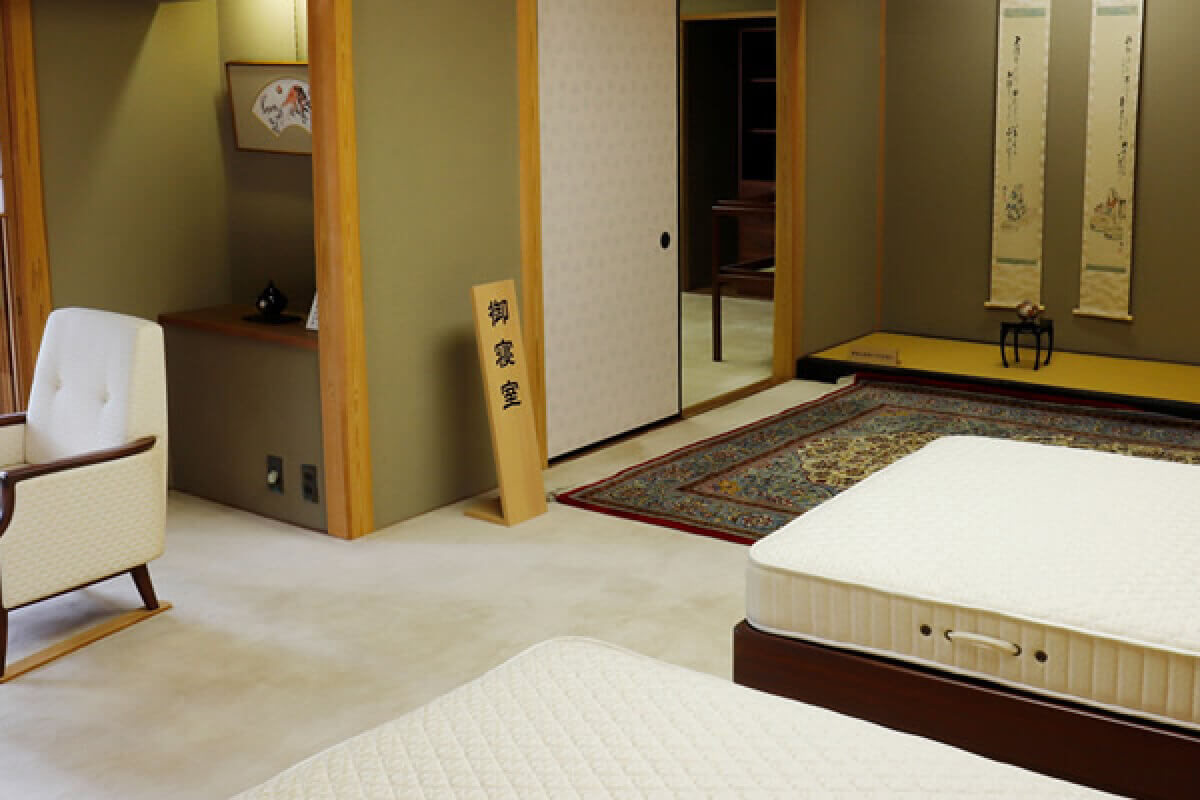 昭和天皇御座所