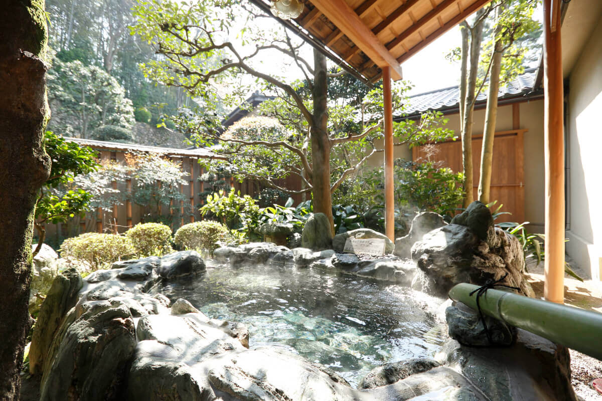 御座所棟 露天⾵呂付 常盤之間