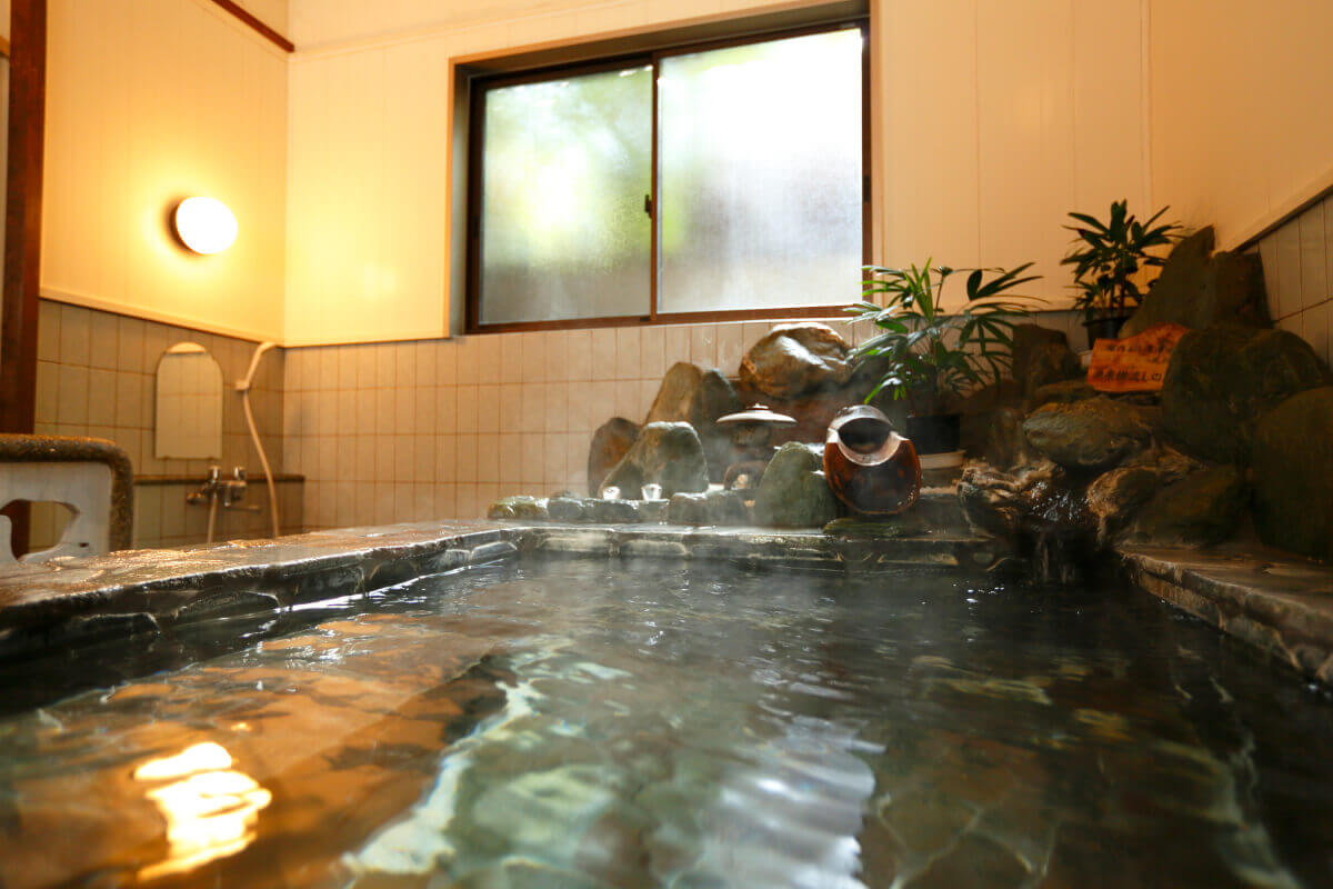 庭園内離れ ⾵呂付 和春亭